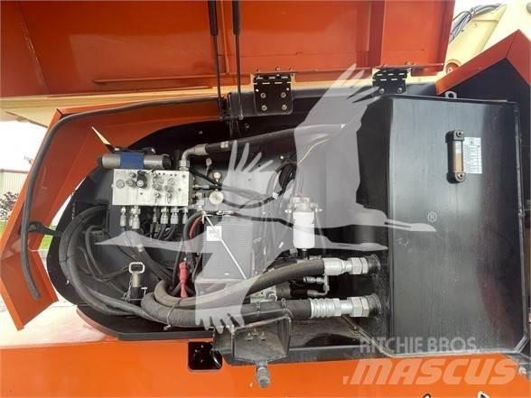 JLG 860SJ Телескопічні підйомники