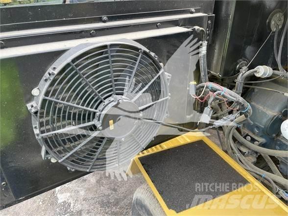 LAYMOR SM400 Підмітальні машини