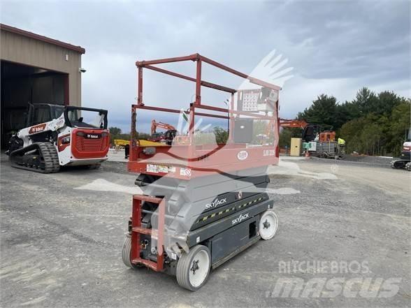 SkyJack SJ3226 Підйомники-ножиці