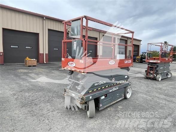 SkyJack SJ3226 Підйомники-ножиці