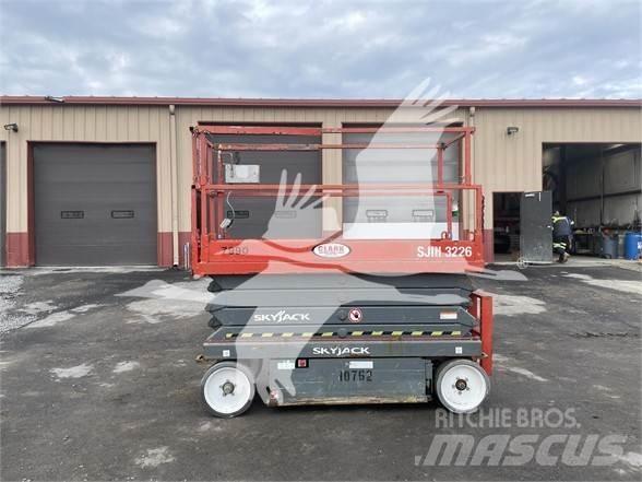 SkyJack SJ3226 Підйомники-ножиці