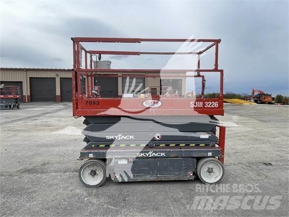 SkyJack SJ3226 Підйомники-ножиці