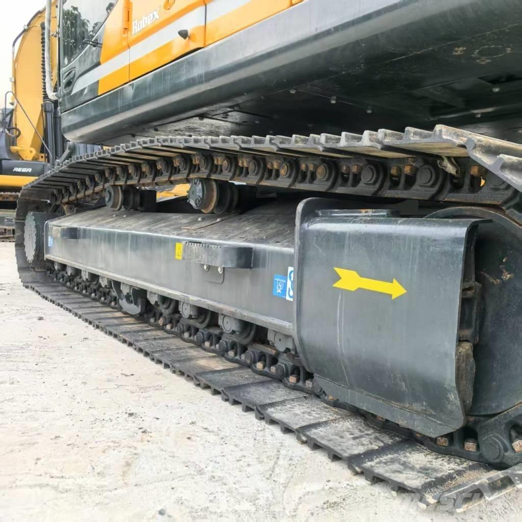 Hyundai r220lc-9s Середні екскаватори 7т. - 12т.
