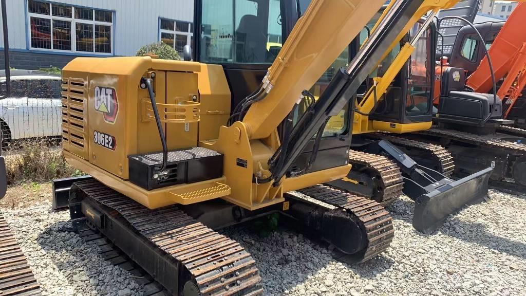 CAT 306 Гусеничні екскаватори