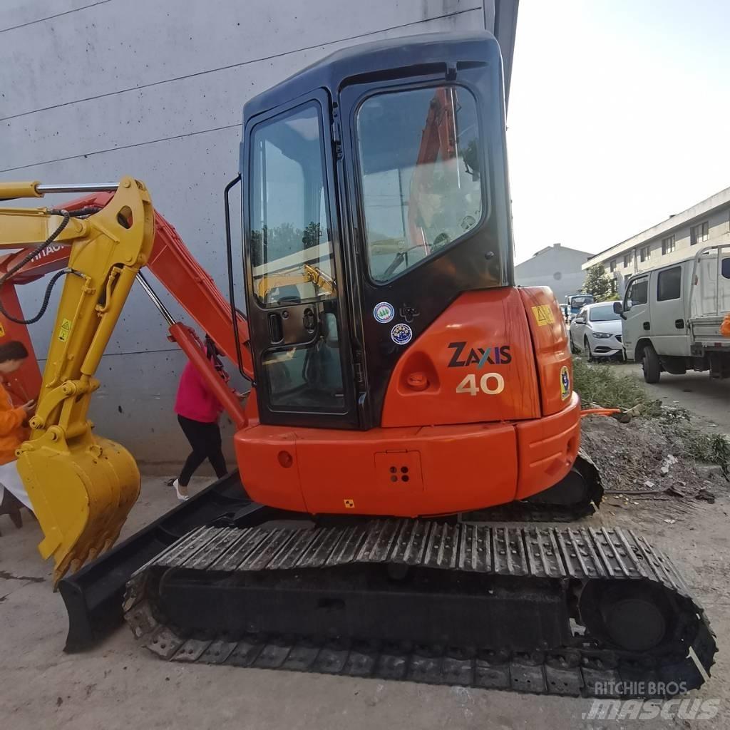 Hitachi ZX 40 U Міні-екскаватори < 7т