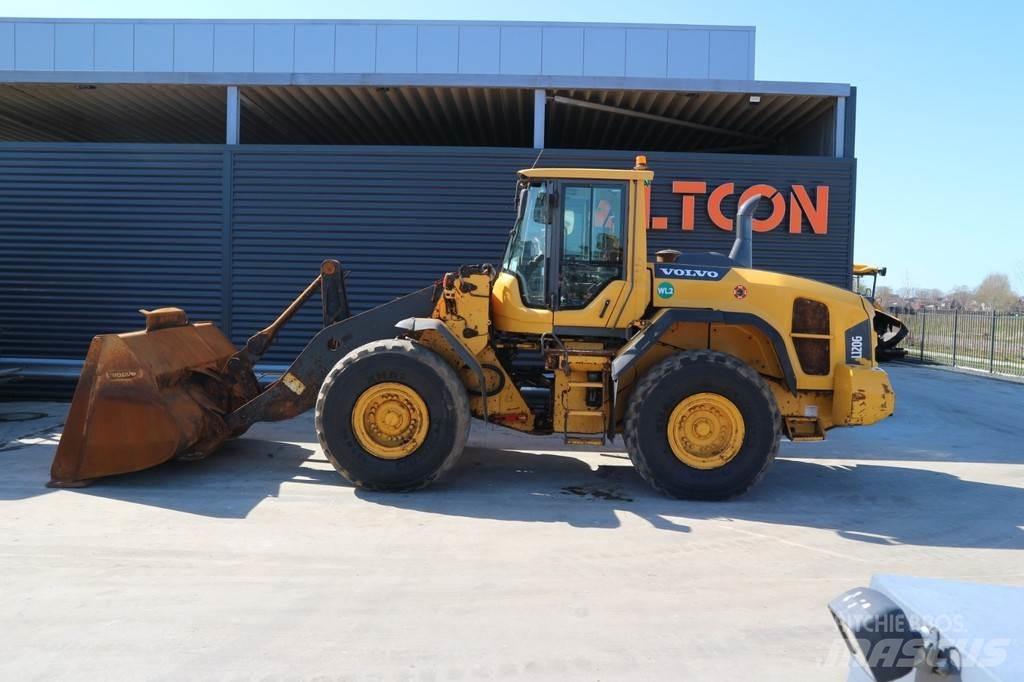 Volvo L120G Фронтальні навантажувачі