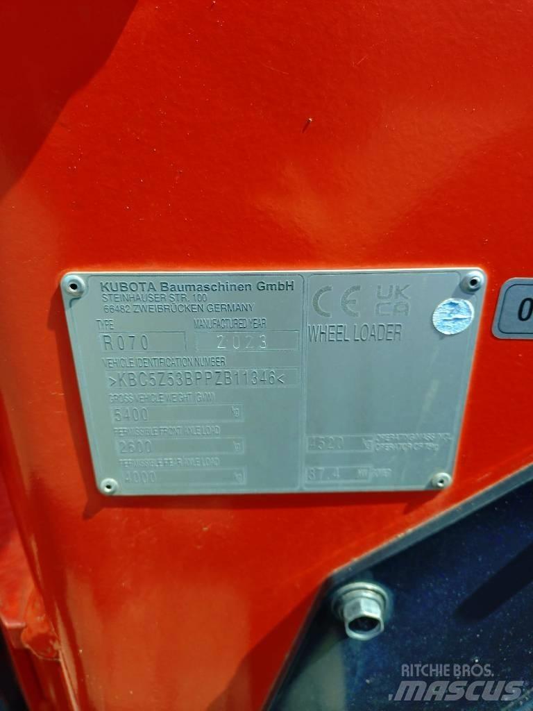 Kubota R 070 Фронтальні навантажувачі
