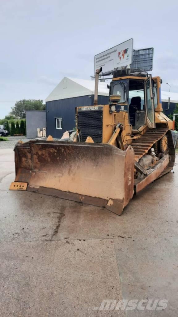 CAT D 6 M XL Гусеничні бульдозери