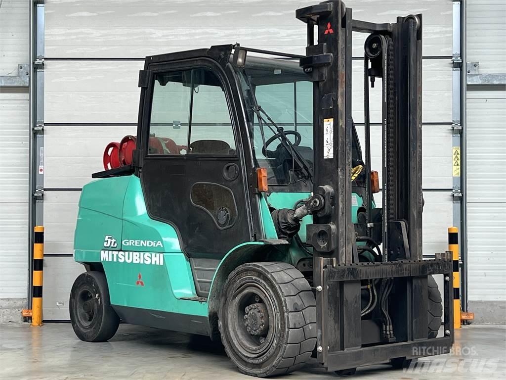 Mitsubishi FG 55 N Газові навантажувачі