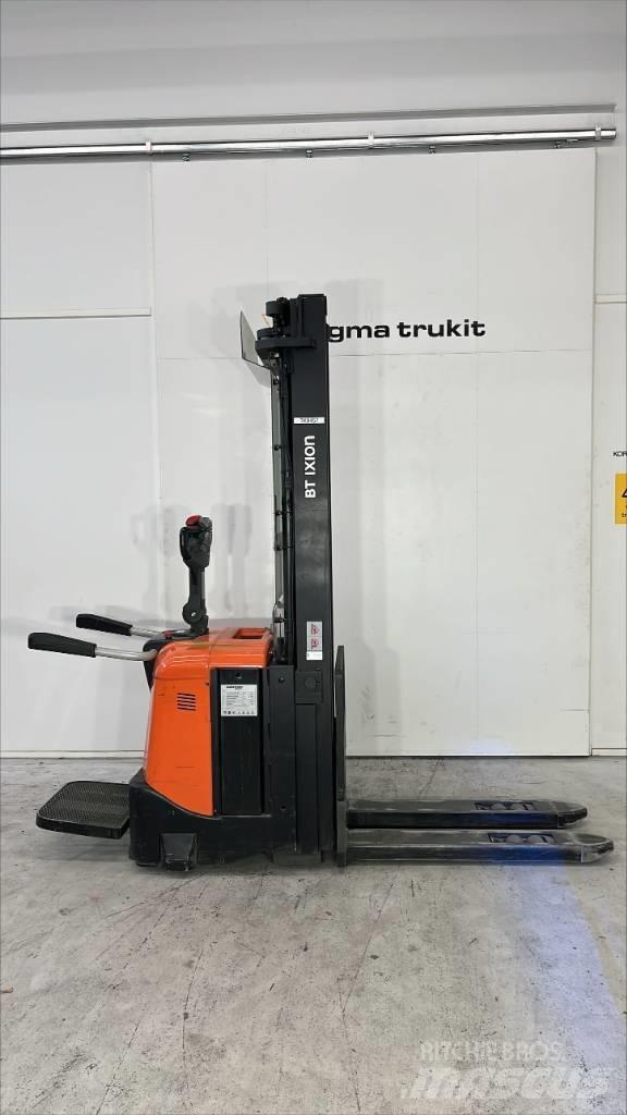 BT SPE 160 L Самохідні електроштабелери