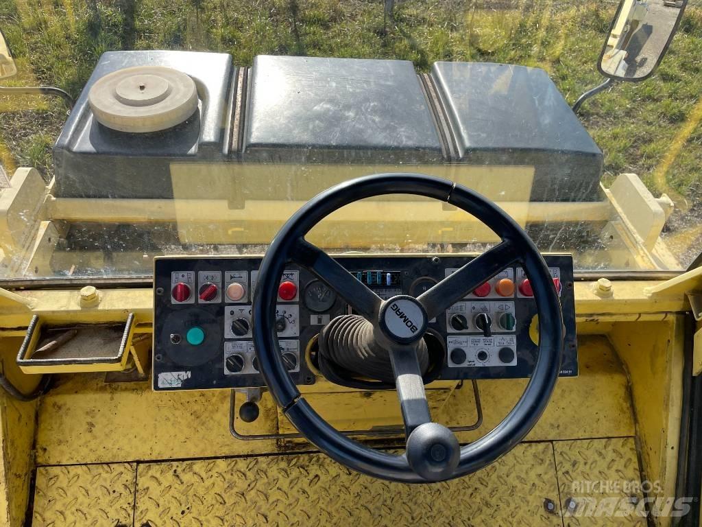 Bomag BW 154 AD-2 Котки тротуарні