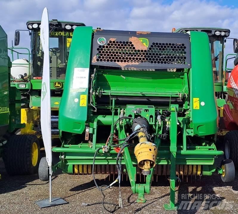 John Deere 960 Рулонні прес-підбирачі