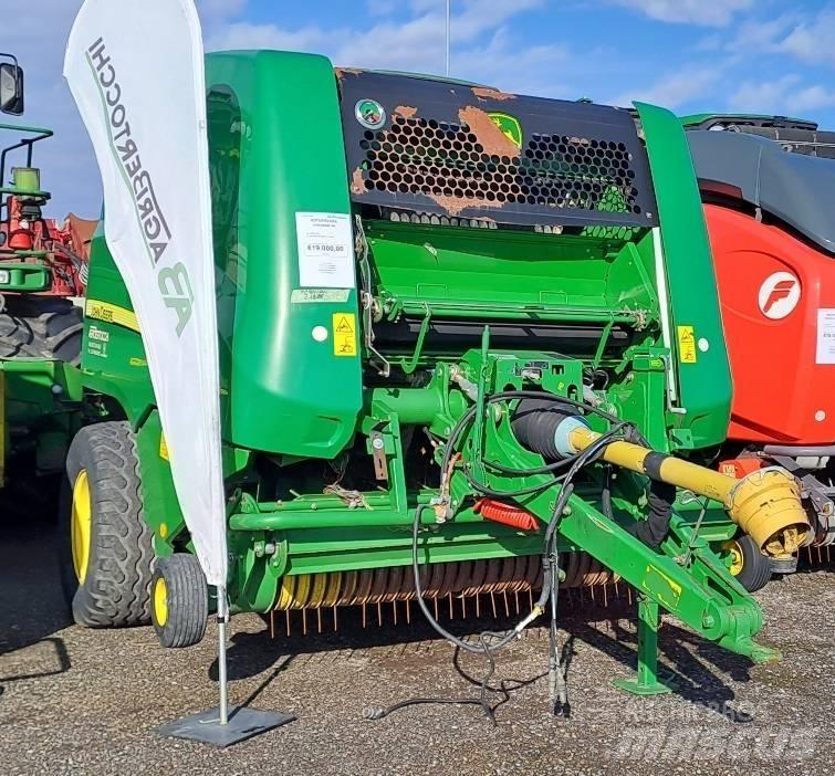 John Deere 960 Рулонні прес-підбирачі