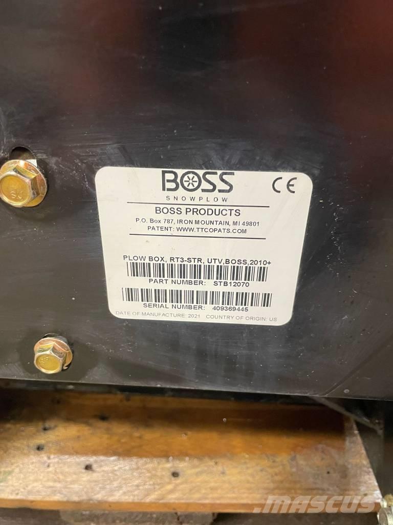 Boss SK-R 6' Box Plow Снігоочищувальні ножі та плуги