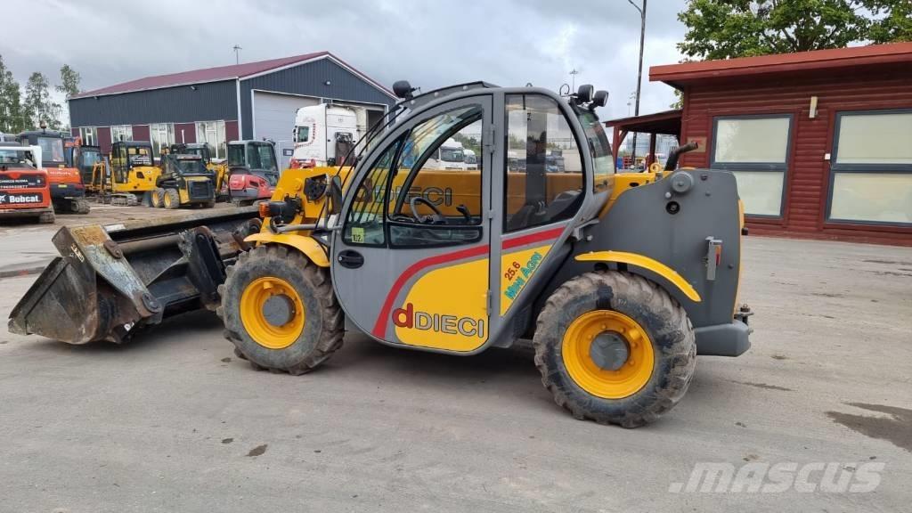 Dieci Mini Agri 25.6 Телескопічні навантажувачі