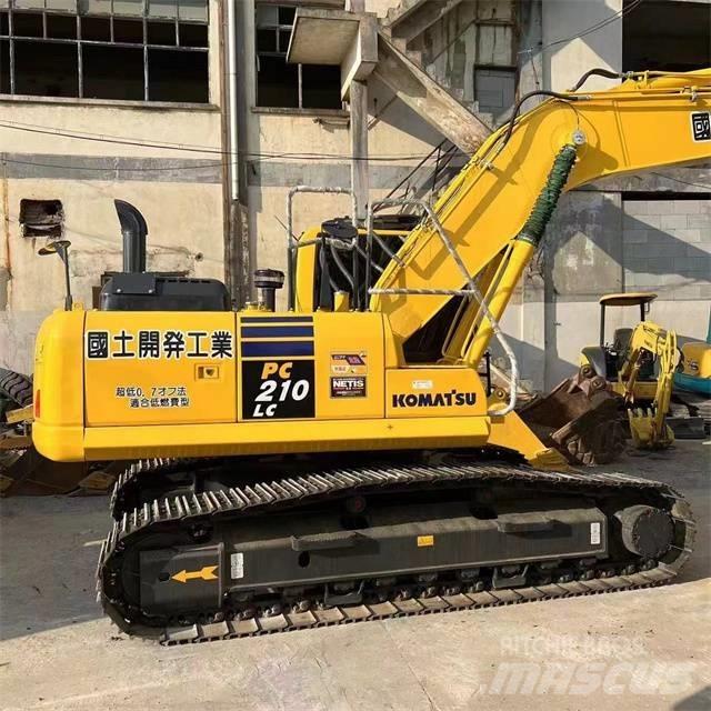 Komatsu PC 210-8 Гусеничні екскаватори