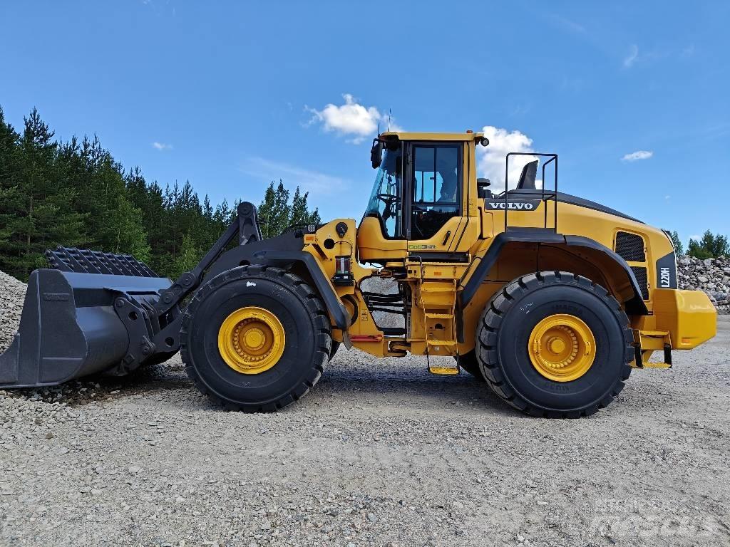 Volvo L220H Фронтальні навантажувачі