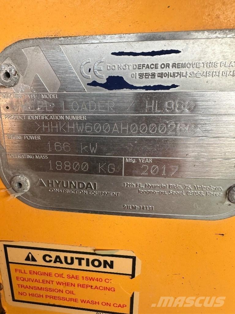 Hyundai HL 960 Фронтальні навантажувачі