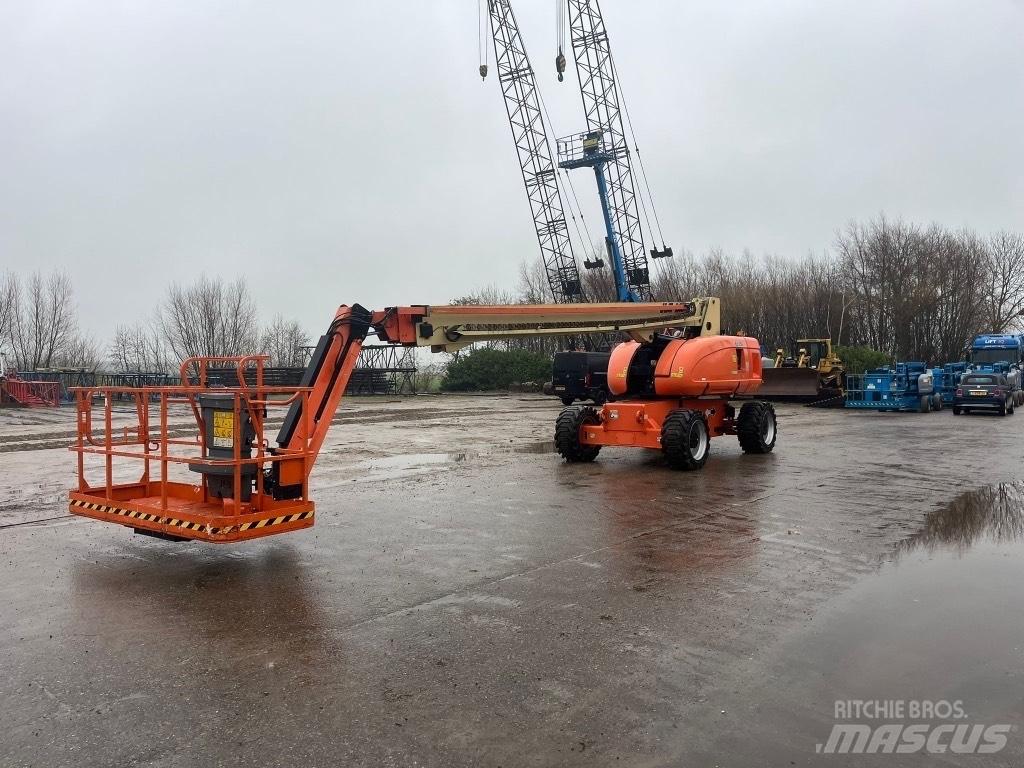 JLG 860 SJ Телескопічні підйомники