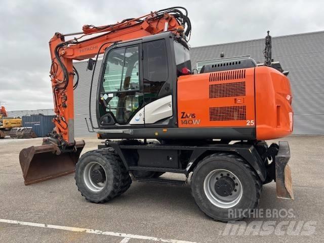Hitachi ZX 140 W-5 Колісні екскаватори