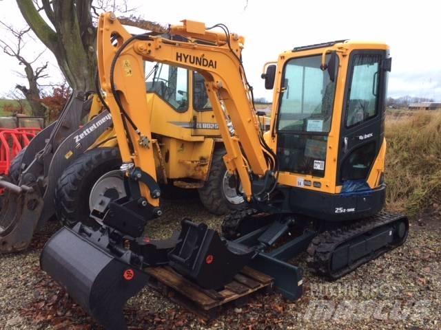 Hyundai R25 AK Міні-екскаватори < 7т