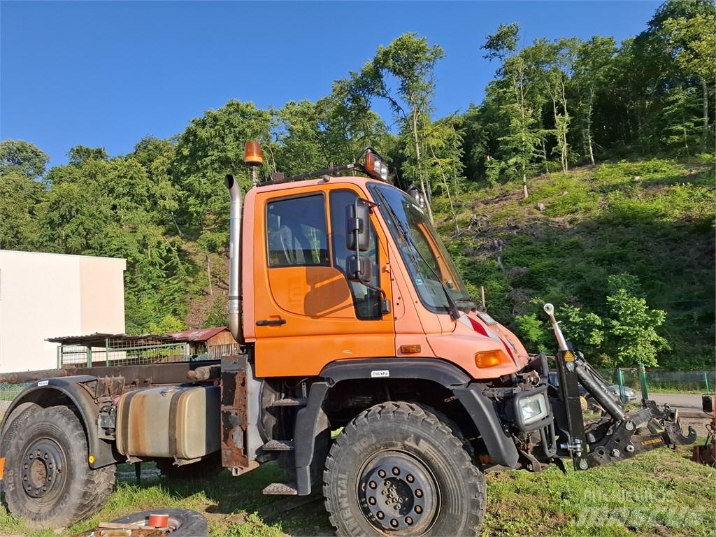 Unimog U500 Підсобні машини