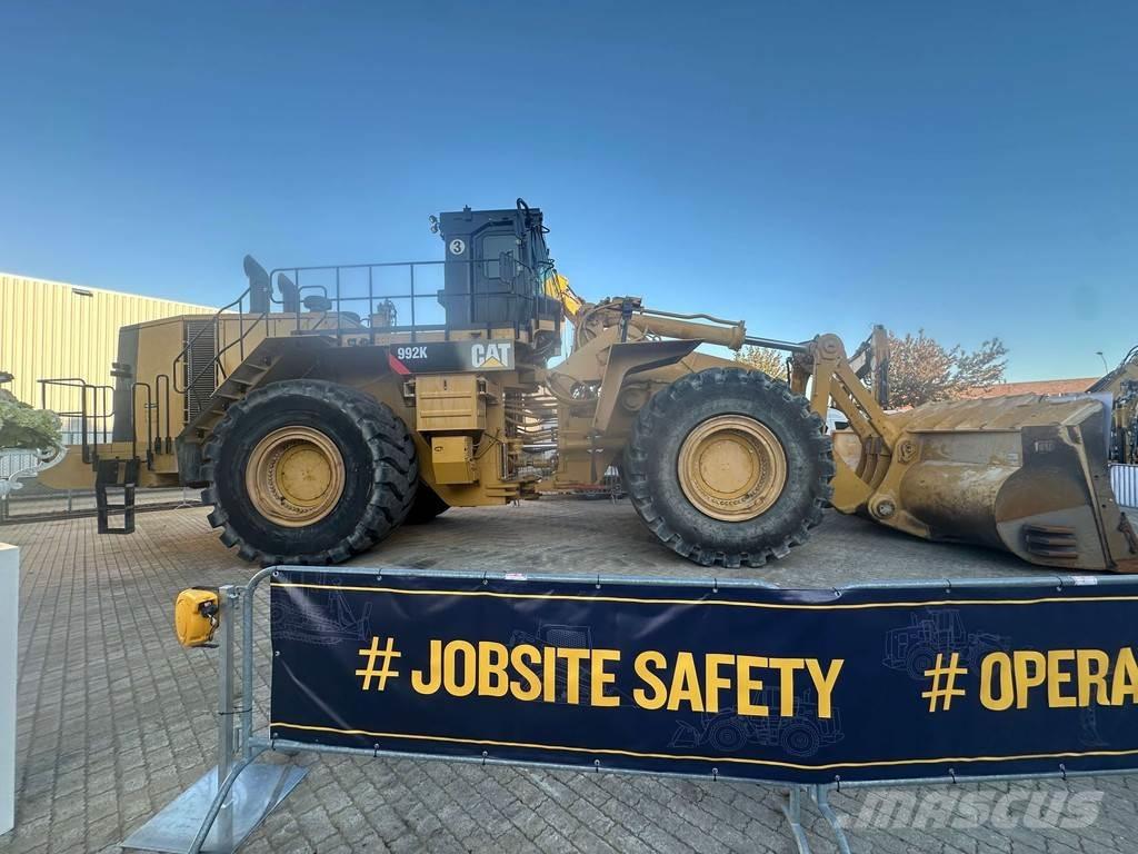 CAT 992K Фронтальні навантажувачі