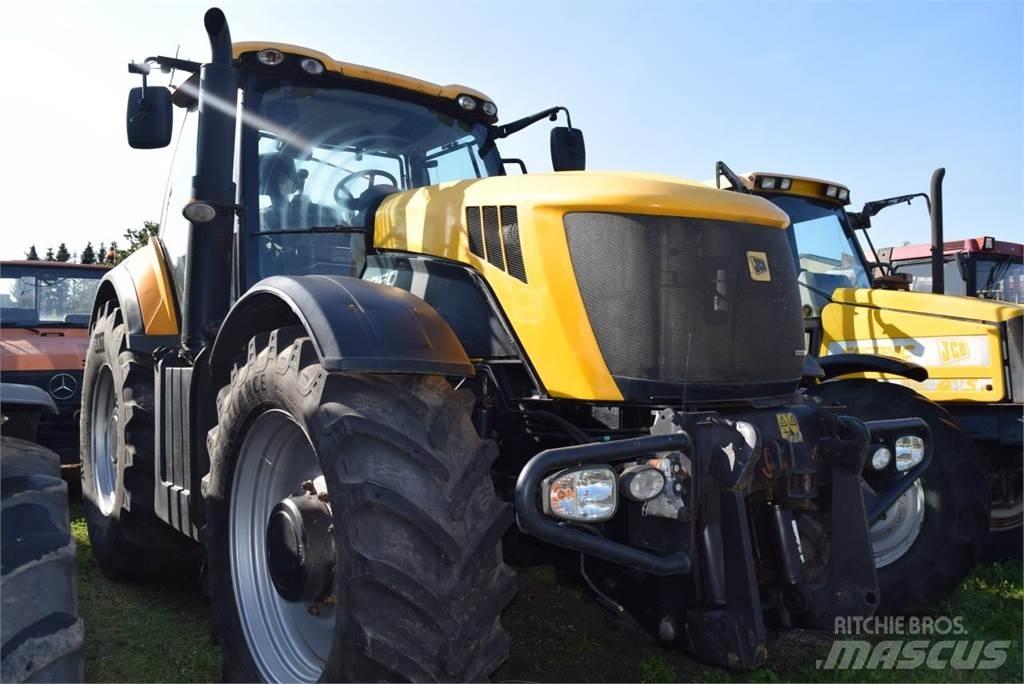 JCB Fastrac 8250 Трактори