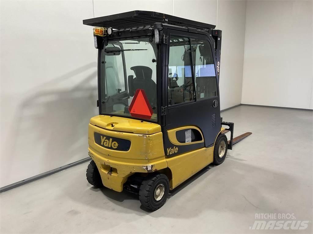 Yale ERP30VL Електронавантажувачі