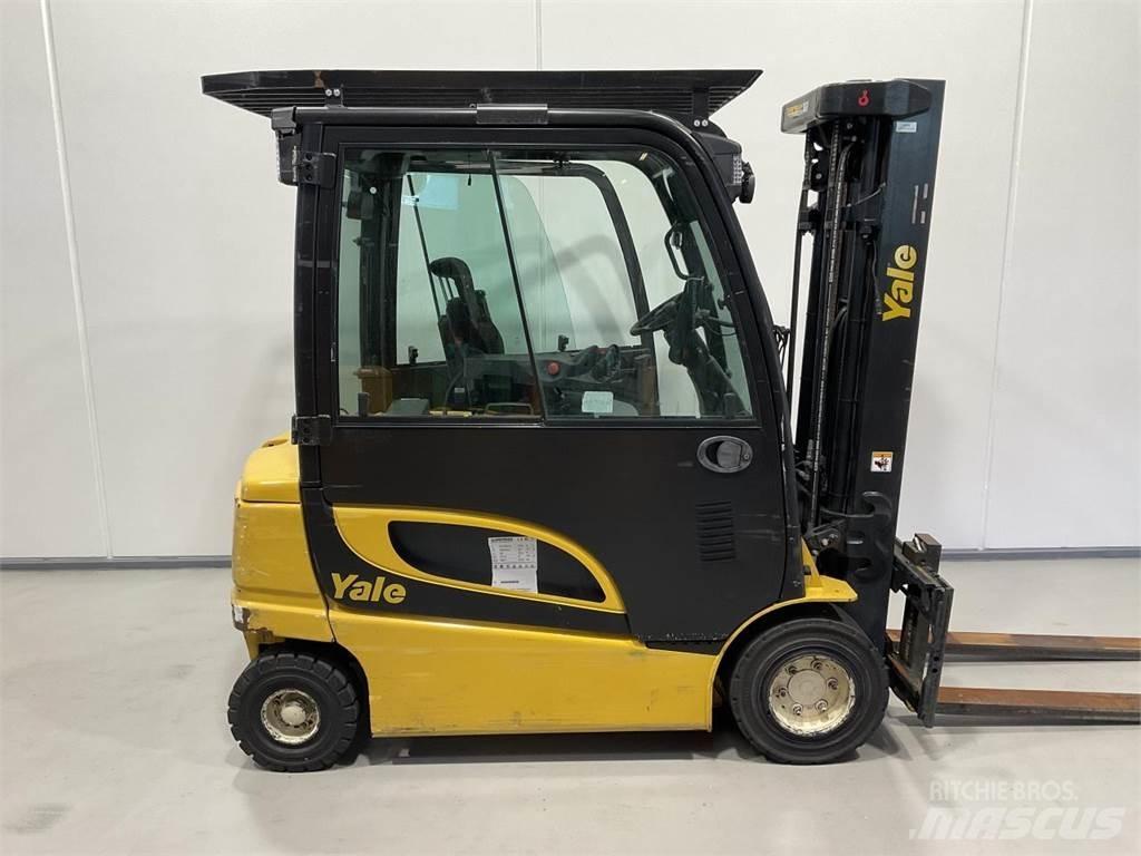 Yale ERP30VL Електронавантажувачі