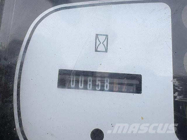 Komatsu PC 14 R-3HS Міні-екскаватори < 7т