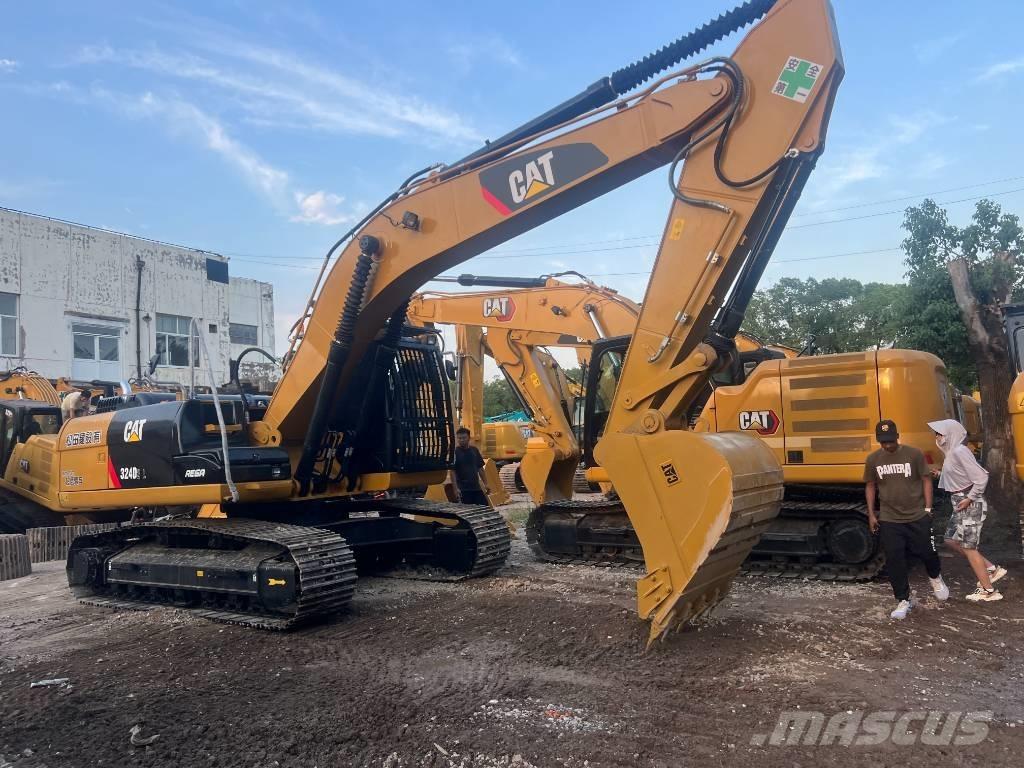 CAT 324 D2L Гусеничні екскаватори