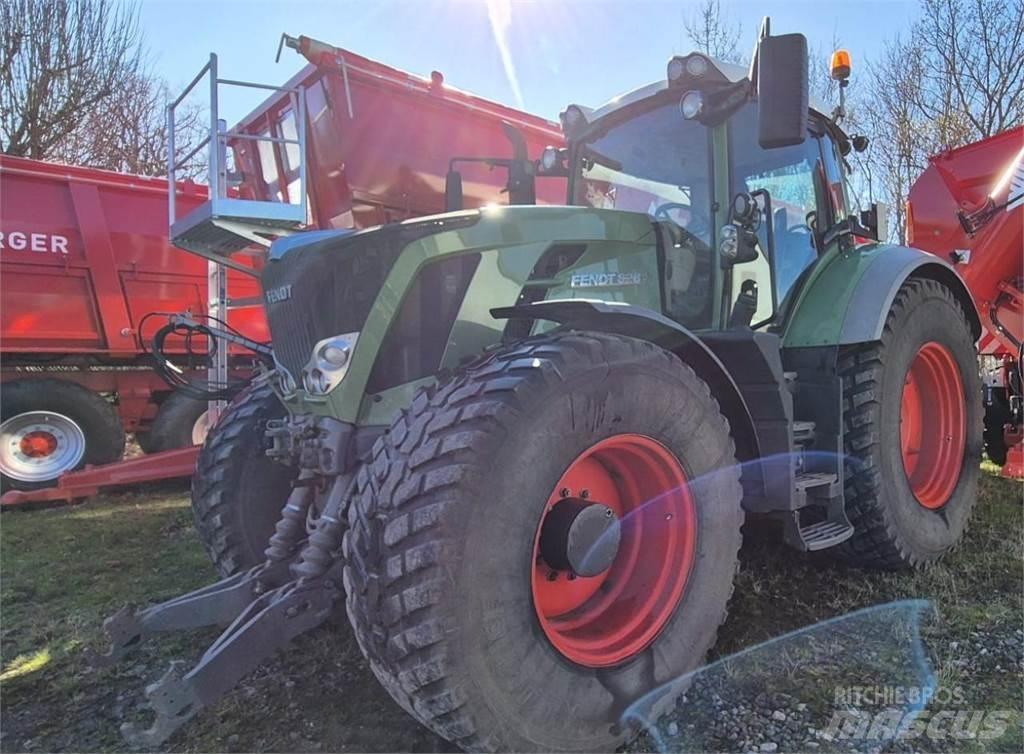 Fendt 828 Vario Трактори