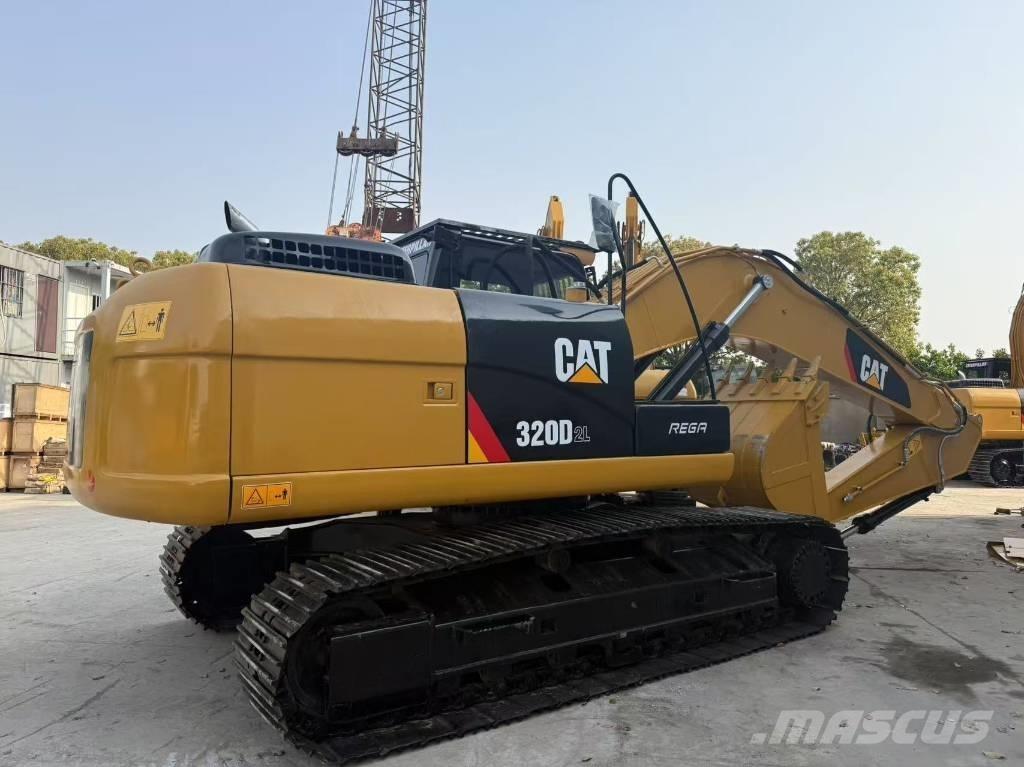 CAT 320d2 Середні екскаватори 7т. - 12т.