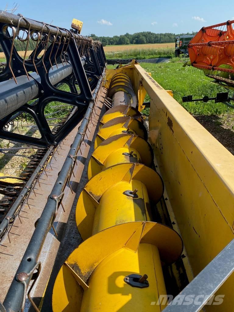 New Holland CX 8070 Зернозбиральні комбайни