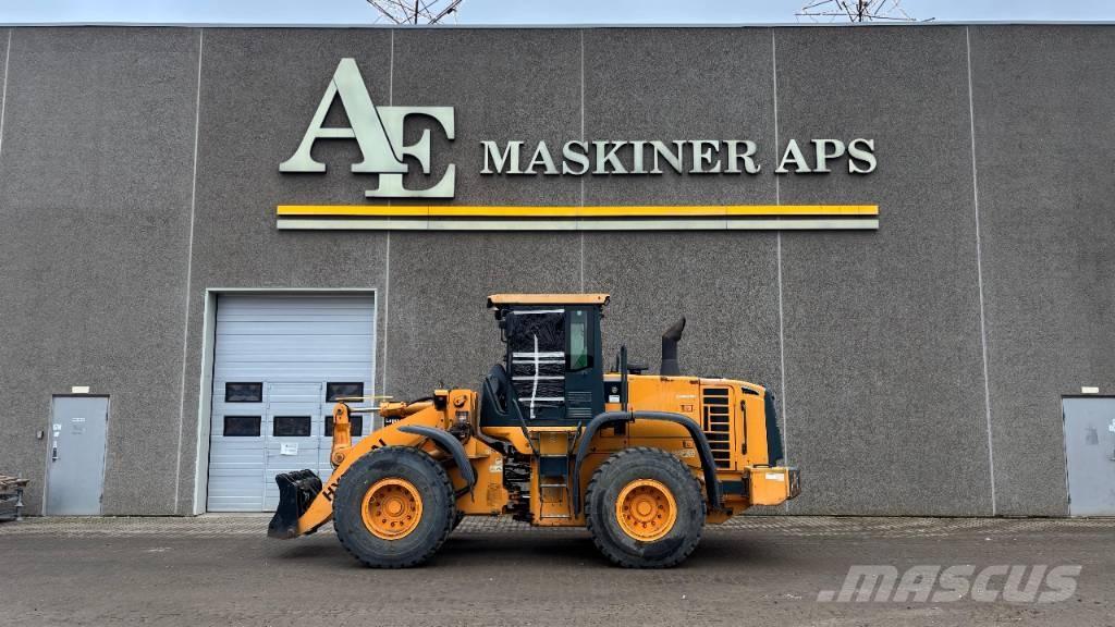 Hyundai HL 757-9 Фронтальні навантажувачі