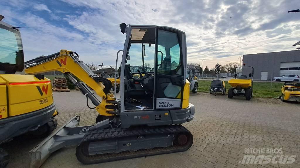 Wacker Neuson ET42 Гусеничні екскаватори