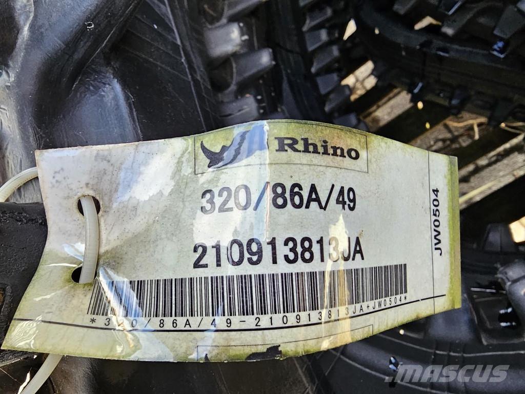 Bobcat T590 Tracks Шини