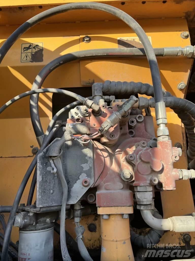 Hyundai R210W-9 Колісні екскаватори