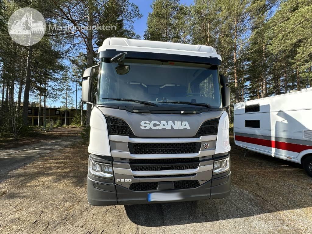 Scania P 250 Фургони