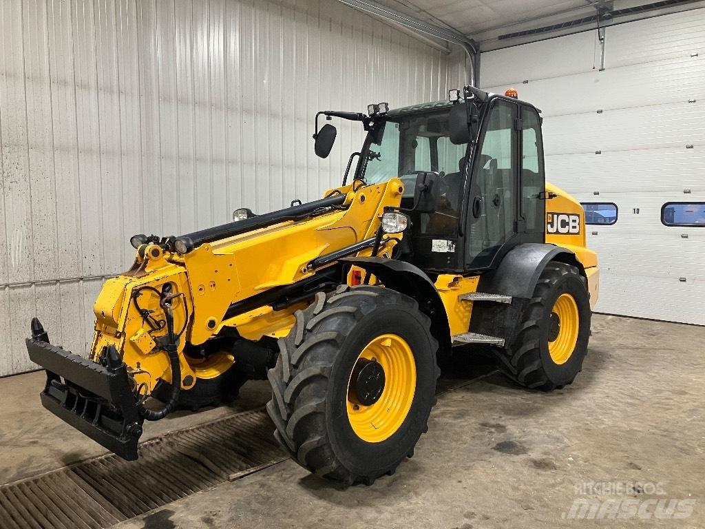JCB TM 320 Фронтальні навантажувачі