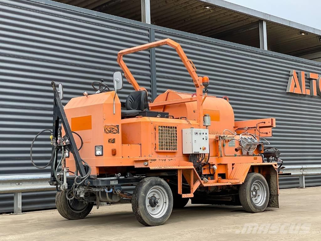  Grün BSM 1200-4R Автогудронатори