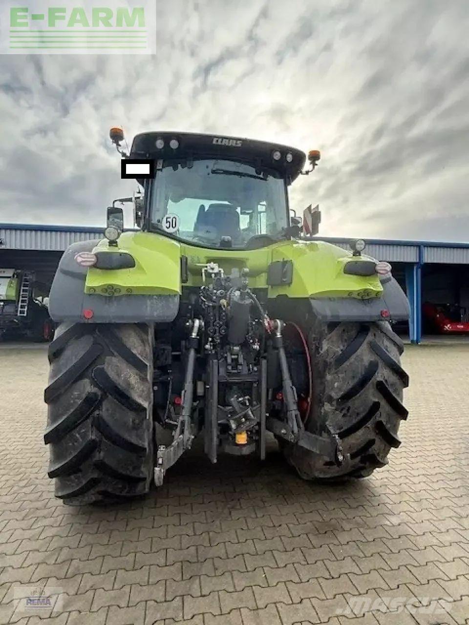 CLAAS axion 930 Трактори