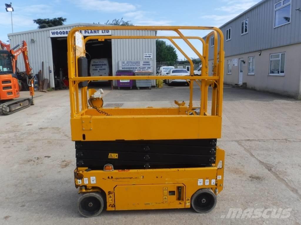 JCB S 1930 E Підйомники-ножиці