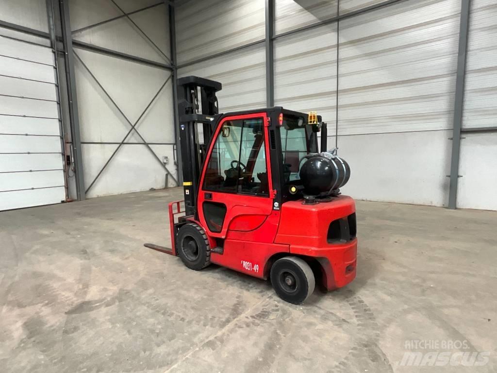 Hyster H 3.0 FT Газові навантажувачі