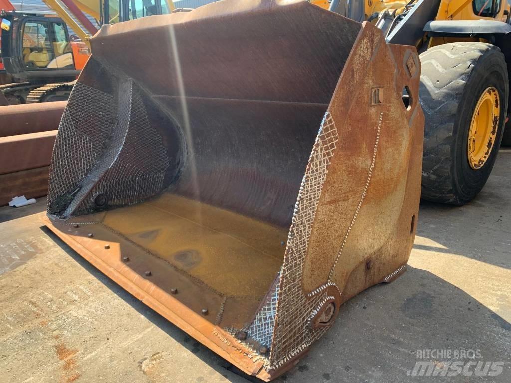 Volvo L110H L120H Ковші