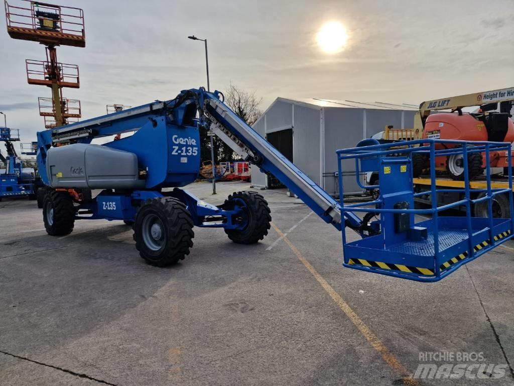 Genie Z 135/70 Колінчаті підйомники