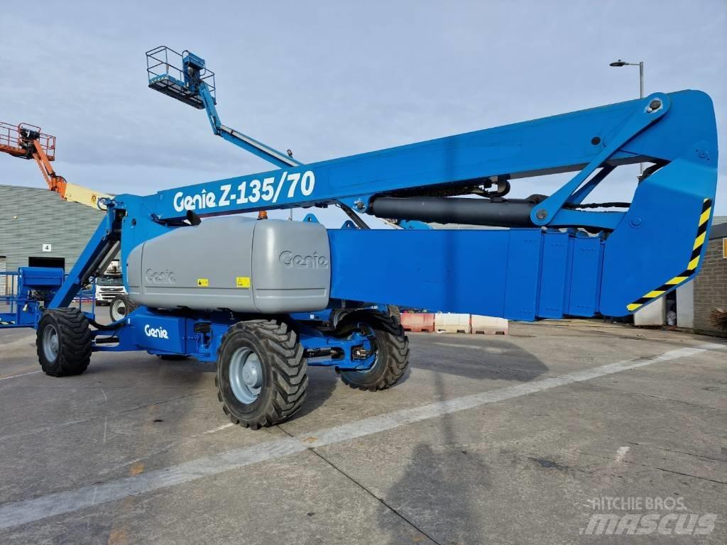 Genie Z 135/70 Колінчаті підйомники