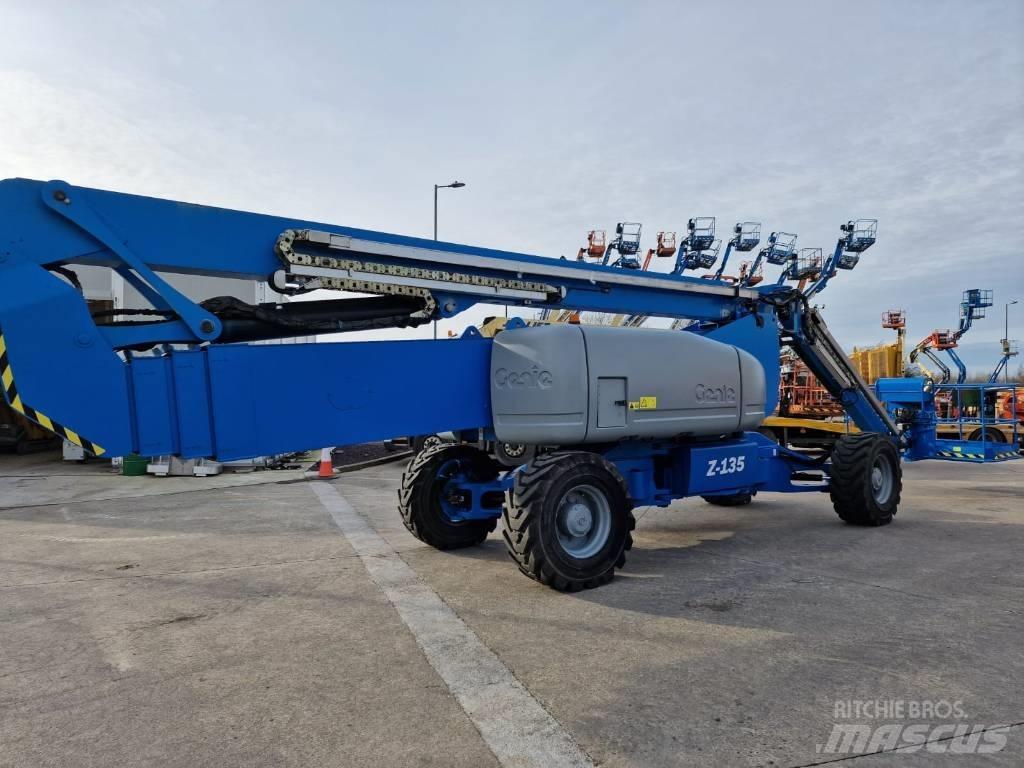 Genie Z 135/70 Колінчаті підйомники
