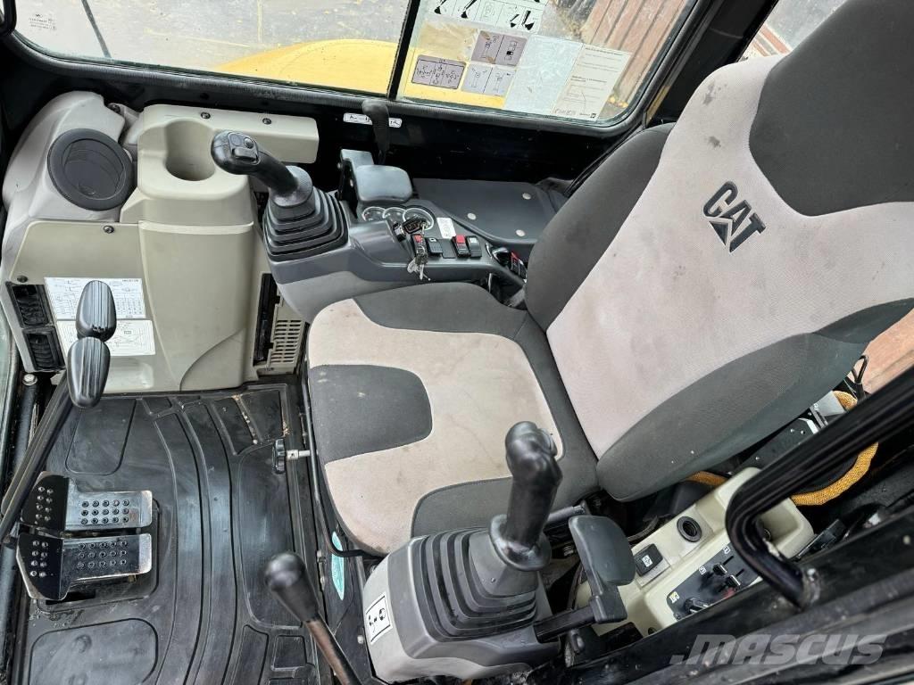 CAT 303.5 D CR Міні-екскаватори < 7т